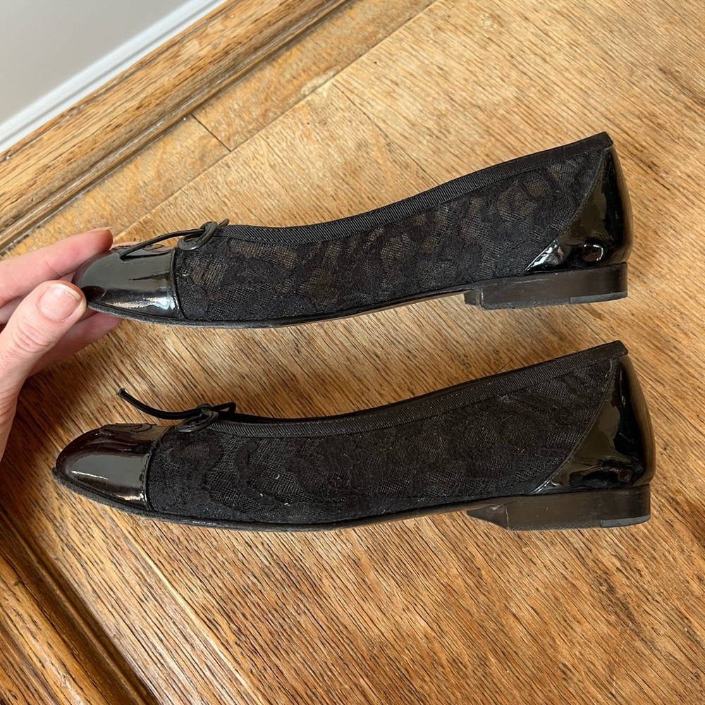 Chanel Interlocking CC 2016 Lace Ballet Flats - Picture 4 of 7